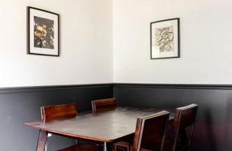 Mid-Century Modern Home Near Downtown with Free Parking - Foto 52