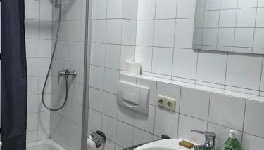 Stadt-Appartment Furth im Wald Drachenstich WLAN - Photo 4, Shower