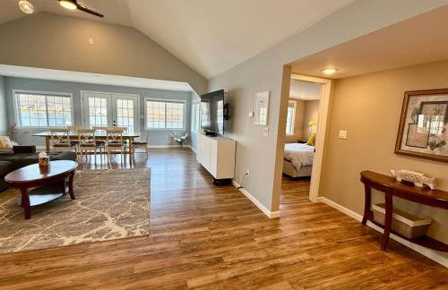 Paradise Island escape Riverfront in Clay, NY - Foto 1