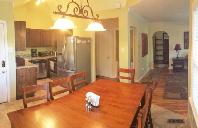 House at the Foot of the Mountains - Foto 8