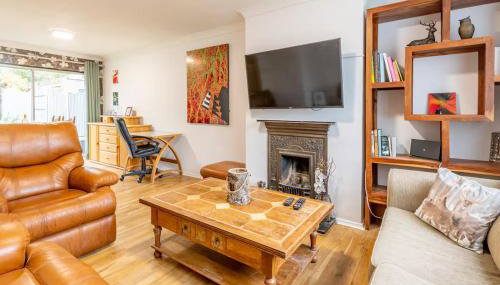 Pass the Keys 3-Bedroom Home in Chelmsford Sleeps 7 - Foto 2, Other