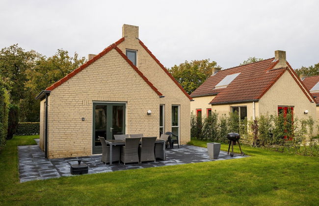 Alluring Holiday Home With Garden - Foto 1