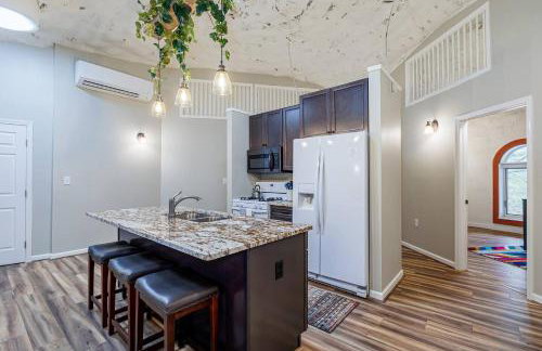 Secluded LUX Bunker Hot Tub, Views & Trails - Foto 16