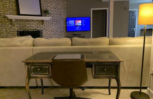 Lakefront Home Where You Can Retreat and Relax - Foto 8