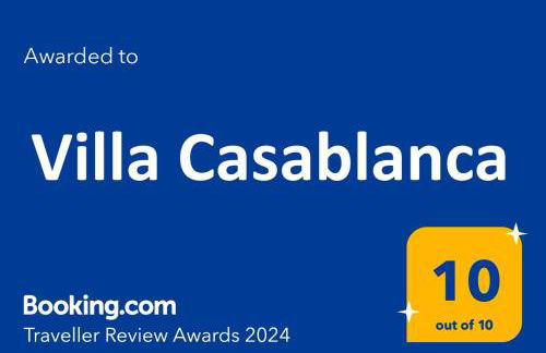 10 Bedroom 5 Star Luxury Villa & Heated Pool for 5 to 28 Guests near Alicante - Foto 3