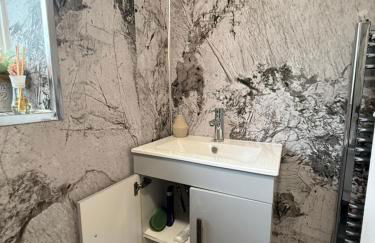 Charming 3 BR - NEC HS2- Long Stays Wifi Parking Airport - Foto 46