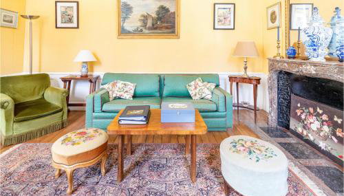 10 Bedroom Cozy Home In Allonne - Foto 2