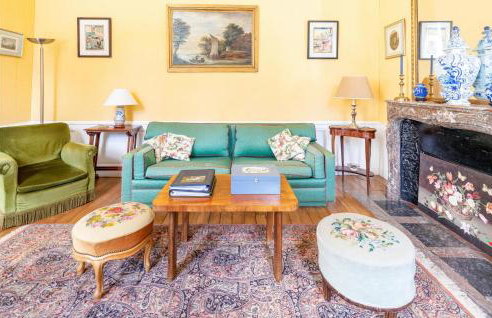 10 Bedroom Cozy Home In Allonne - Foto 2