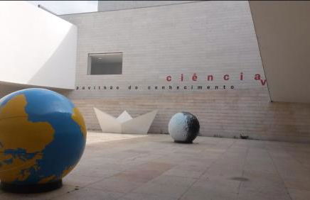 LxRiverside Suite Apartment - Photo 37