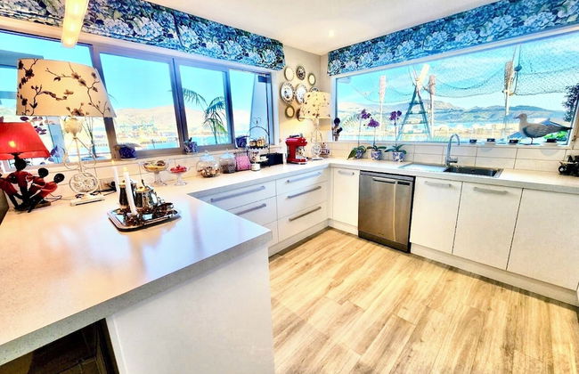 Lyttelton Boatique House - Photo 37