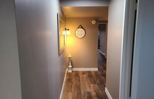 No Cleaning Fee BYU Creamery WD 65 TV King - Foto 23