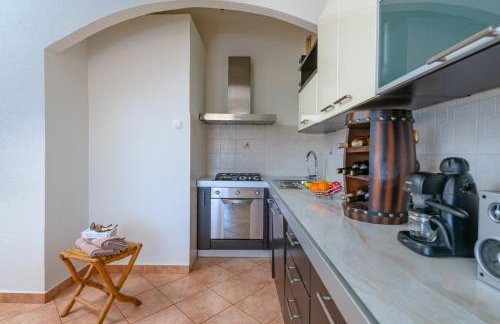 Sea apartment by beach Vine, olive oil tasting, kajaks, grill - Photo 6