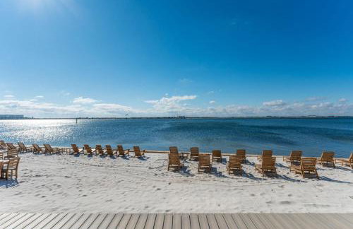 Luxury Waterfront A-Frame Cabin - Foto 21