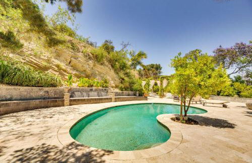 Hillside Home with Outdoor Oasis and Pool - Foto 56