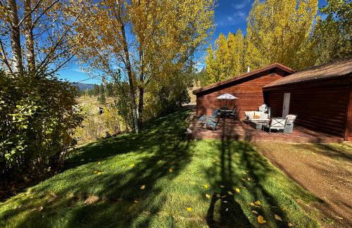 Cozy Cabin on Hiking Trailhead & Elk Preserve - Foto 2