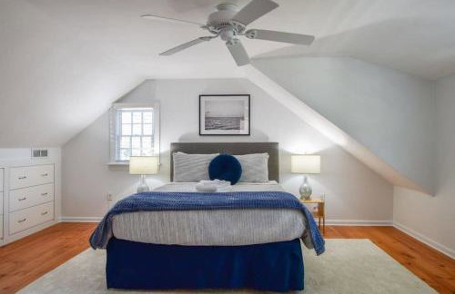 Roof Deck, Walk to Forest Beach, Fire Pit! - Foto 14