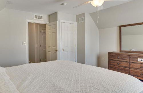 Backcountry Living Home Near Hiking in Sprakers! - Foto 24