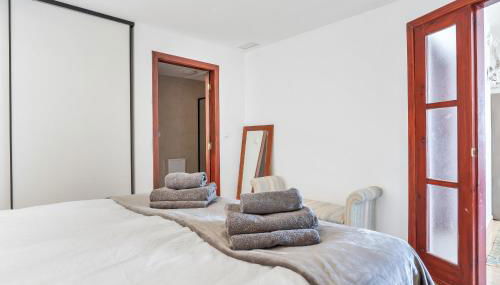 Dream Stay! 15 Guests, Big Pool with Heating Option at Extra Cost, Sea view! - Foto 5