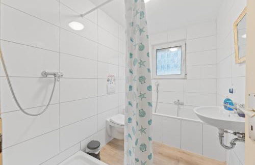 Worker Apartments Oberboihingen near Stuttgart, Nürtingen, Autobahn A8, Parking,Wifi,Smart,Smart TV - Foto 42