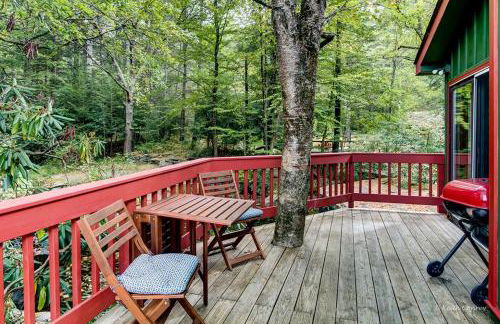 Private Cabin Rental with Wood-Burning Fireplace in Canadensis, Pennsylvania - Foto 7