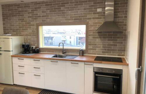 Attico con terrazza a Cagliari. - Foto 9