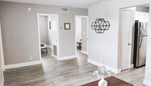 Rustic Retreats Cozy 2BR for 6 guests minutes from Las Olas - Foto 4