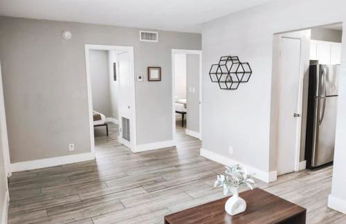 Rustic Retreats Cozy 2BR for 6 guests minutes from Las Olas - Foto 4