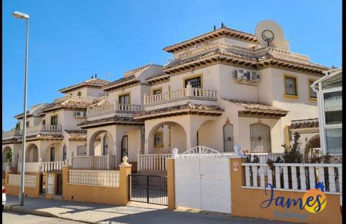 Luxury Quad House Playa Golf R6 with Com Pool P241 - Foto 14