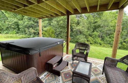 Gorgeous cabin 3bdrm/3bth, hot tub, fireplace, kid/pet friendly - Foto 25