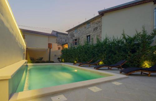 Authentic Istrian Villa Stazione with Pool - Foto 1