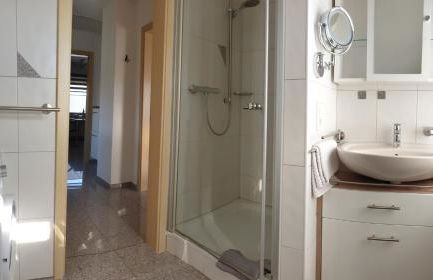 Haus Bramland --- 2 FeWo's --- EG 60qm und OG 55qm - Foto 13