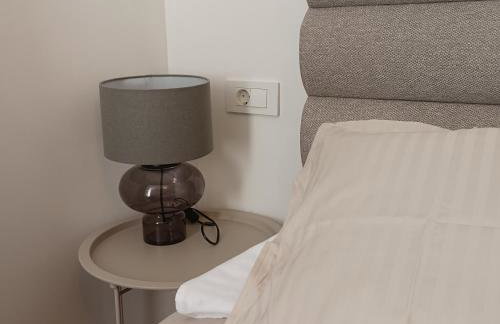 Apartman old house in Kastel Kambelovac - Photo 19