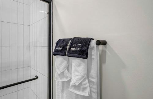 Cleveland Clinic w KingBed Balcony Gym Parking WD - Foto 58