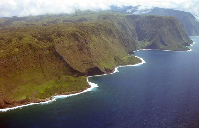 Molokai Voyage Heli Tour - Photo 3