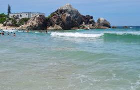 Casa ampla com 3 quartos com ar condicionado a 50mts da praia - Photo 12