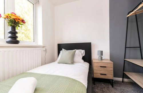 DiscountsContractorsWIFIFree ParkingSmart TV - Foto 8