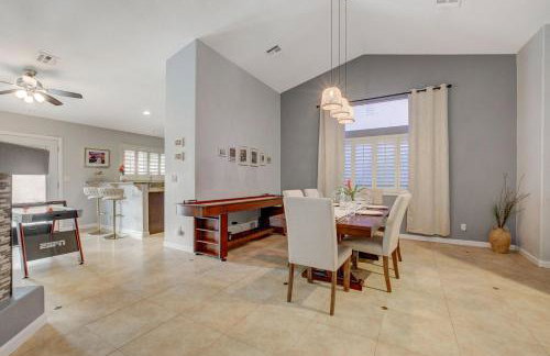 Mirage Pool House - Heart of LV, Swimming Pool, Games, heavenly relaxation - Photo 34