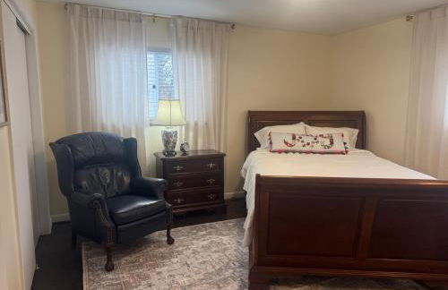 2 bedroom hot tub home near NKU - Foto 3