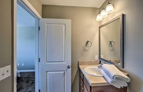 Ideally Located and Elegant Condo with Balcony! - Foto 25