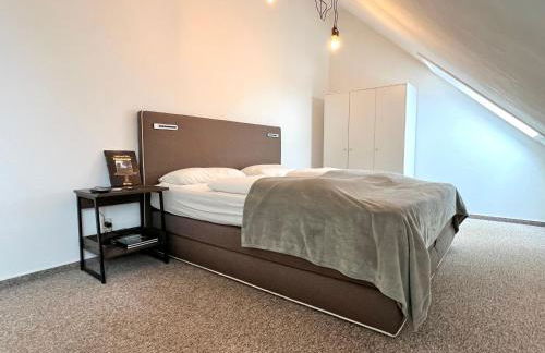 Modernes Apartment mit Blick zur Elbe - Foto 3