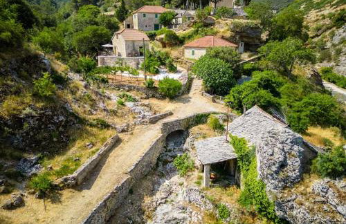 Stone bridge cottage - Photo 23