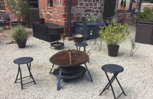 Luxe,piscine,jacuzzi,moulin historique en pierres entièrement rénové - Foto 49