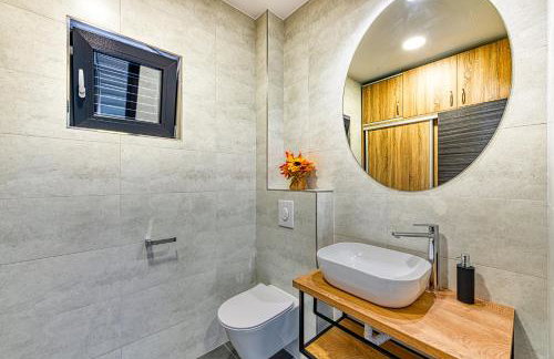 Luxury Villa Bava-5minutes to center - Foto 31