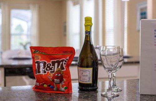 Beautiful Lake View Pool House Brand new Hot Tub - Foto 52