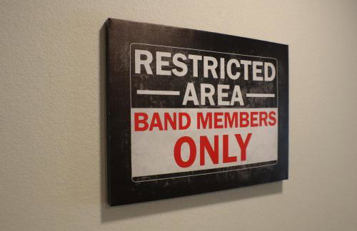 1BR Retreat Near Walmart Campus & AMP U of A - Foto 14