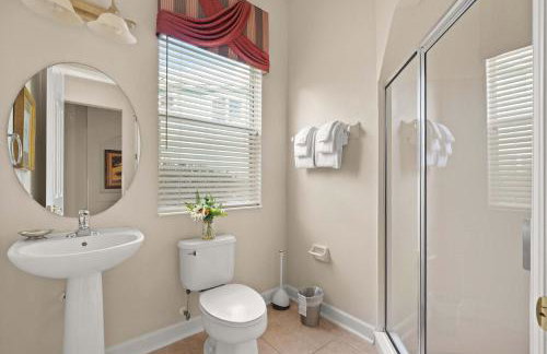 5BR home w private heated pool - Foto 26