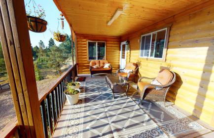 Long View Cabin, Breakfast Deck overlooking the Canyon! - Photo 18