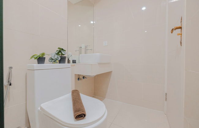 Modern And Comfy Studio At Daan Mogot City Apartment - Photo 12