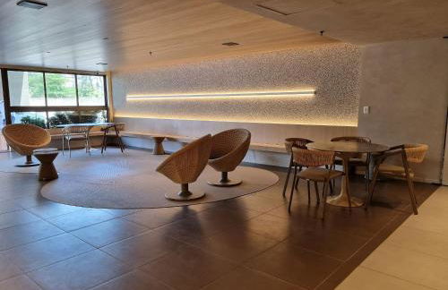 Apê na orla com vista pro mar e limpeza diária - Foto 20