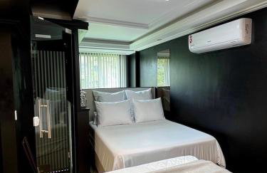 Cobertura Duplex Climatizada com Suíte a 2 km do Aeroporto de Salvador e praias Check-in 24hrs - Foto 17